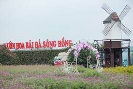 Vườn hoa bãi đá sông hồng